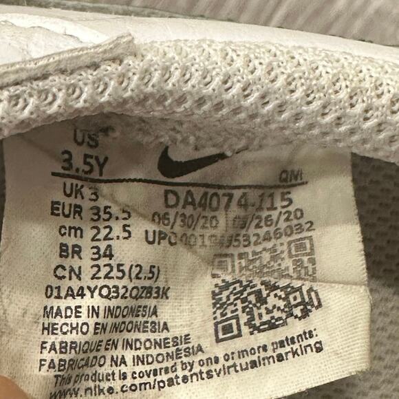 Nike White Green Blazer Low ‘77 Streetwear Retro Sport Sneakers Kids Size 3.5 - Picture 10 of 10